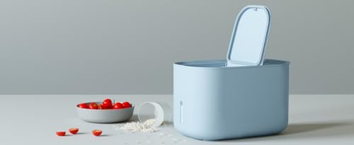 Zuutii Rice Storage Container 11lbs,Food Container, Dry Food Storage, 7.2lbs Pet Food Dispenser, Large Storage Bin with Lid,Silicone Ring & Moisture Proof (Light Blue) - color: Light Blue