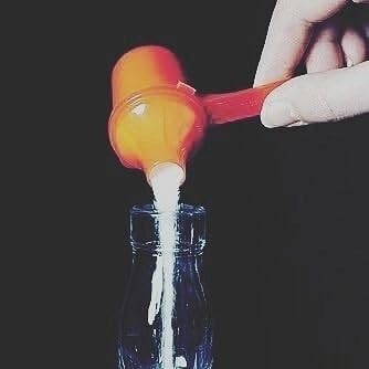 Measuring Scoop & Funnel - No Cap Open Spoon 1-Pack 7.5cc | Universal open design measuring spoon, Built-in funnel neck pour spout, Quick access cup for coffee powders and baking - size: 7.5 cc | 1 1/3 Teaspoon | 7.5 mL