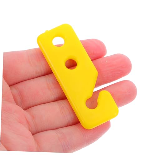 BESTonZON 50pcs Poultry Automatic Water Feeder Height Adjustment Clips DIY Chicken Watering System Parts for Chickens Ducks and Geese Easy Installation and Versatile Use