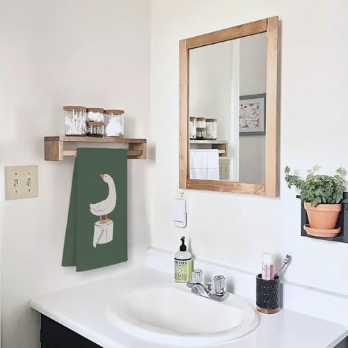 Funny Goose Bathroom Hand Towels, Goose Gifts, Funny Farm Animal Green Decorative Hand Towels for Bathroom, Animal Lovers Gifts, 16x24 Inch - color: Goose