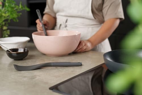 Zyliss E980236 Easy Lift Turner, Sustainable Wheatstraw/Silicone, Spatula for Cooking, Non Stick, Heat Resistant Silicone Head, Beluga Grey, 11.8" x 23.", Dishwasher Safe, 5 Year Guarantee | Made From Sustainable Wheat Straw Handle Kitchen Spatula With Si