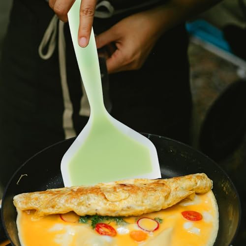 Hitefu 2 Pcs Silicone Spatula Turner, Green | Wide Pancake Flipper, Tamagoyaki Shovel, BPA Free, Non-Stick Egg Flipper - color: Green