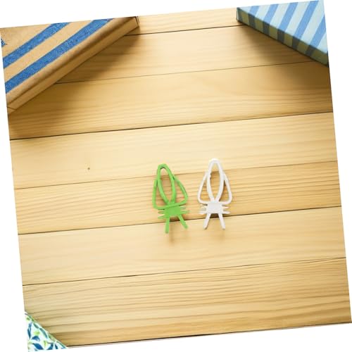 Totority 40pcs Parrot Food Holder Clips for Bird Cage White Green Vegetable Fruit Skewers for Millet Snacks and Fresh Feeding Cage-Mounted Bird Food Holder Healthy Foraging and Feeding