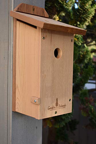 Cedar Chickadee Birdhouse Made in the USA!