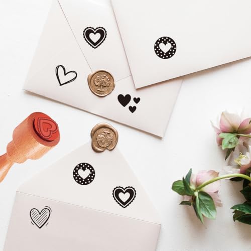 AHANDMAKER 5 Styles Heart Patterns Wooden Rubber Stamps, Love Heart Theme Round Handle Wood Stamps Mini Decorative Wooden Stamp for DIY Crafting Card Valentine's Day Gifts(No Ink Include) - style: Heart