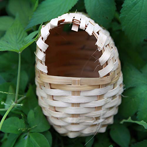 Small Bird Nest with Metal Hook Hand-Woven Bird Eco-Friendly Natural Bamboo Cage Accessories Hanging Bird Shelter