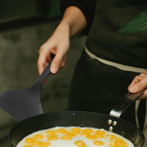 Hitefu 2 Pcs Silicone Spatula Turner, Black | Wide Pancake Flipper, Tamagoyaki Shovel, BPA Free Non-Stick, For Omelette, Pizza, Steak & Fish - color: Black