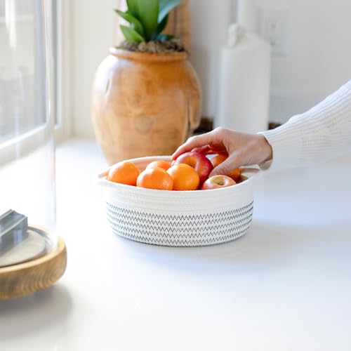 NaturalCozy 5-Piece Round Woven Cotton Rope Storage Baskets for Organizing, Small Shallow Nesting Set for Montessori Toys, Entryway Catchall, Fruit Bowl, Key Tray, Remote Holder, Nursery & Pet Toys - color: Off White & Black Stitching