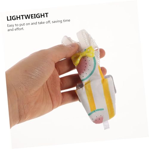 Totority Breathable Lightweight Diaper Flight Suit for Parakeets and Parrots Reusable Washable Pet Clothes for Outdoor Activities Comfortable Skin-Friendly Parrot Nappy in Watermelon S