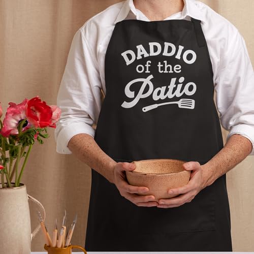 SANDJEST Funny Mens Aprons with Pockets for BBQ Grilling Cooking Grandpa Husband Apron for Birthday Christmas Father's Day - color: Grilling/Bbq