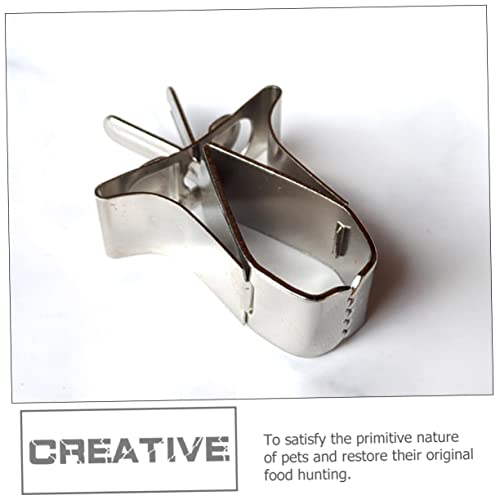 TOYANDONA 4Pcs Multi Function Bird Fruit Clips Portable Vegetable Clips for Bird Cages Convenient Food Holder with Practical Cage Bar Fixing Design Reduces Waste and Pollution