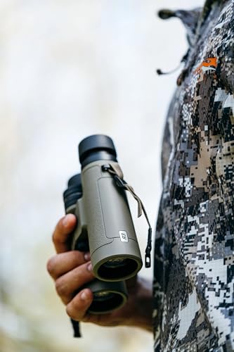 Bushnell R3 Binoculars with Vault Lite Bino Chest Harness, HD Optical System, Fully Multi-Coated Lenses, EXO Barrier, IPX7 Waterproof - Binoculars for Bird Watching and Wildlife Observation - style: 8x42 Binoculars