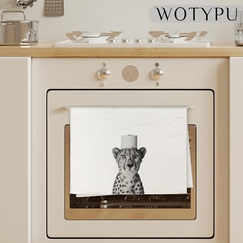 Leopard Gift Hand Towels for Bathroom, Cheetah Bathroom Decor, Trendy Cheetah Print Decorative Hand Towels for Guest Washroom Power Room Vanity Half Bath, 16x24 Inch - color: Leopard