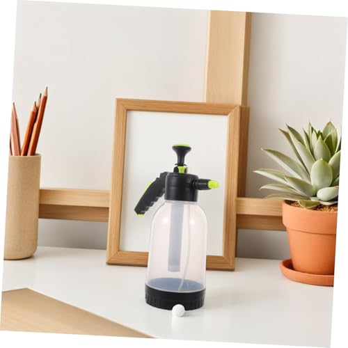 TOYANDONA 2l Plastic Parrot Bath Mister Bottle with Large Capacity and Fine Mist Coverage, Handheld Sprayer for Pet Bird Cooling and Travel Use
