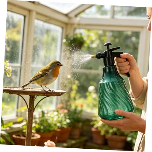Toddmomy Handheld Bird Bath Sprayer Bottle 2l Plastic Mister for Parakeet Grooming and Cage Cleaning, Small Refillable Pet Sprayer for African Grey, Budgie, Cockatoo
