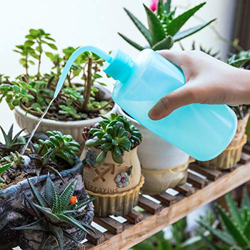 Squeeze Bottles Succulent Watering Bottle 500ml Blue Water Squirt Irrigation Bottle Squeeze Sprinkling Can Plastic Wash Plant Bottle 2pc - color: Blue