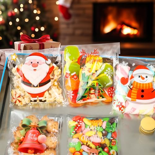 Self-Sealing Christmas Cellophane Treat Bags – 200Pack 4x4 Self-Adhesive Clear Holiday Cookie Bags with Festive Designs for Gift Giving, Small Goodie Bags for Candy, Cookies, Party Favors & Gifts - color: Christmas - 200PCS