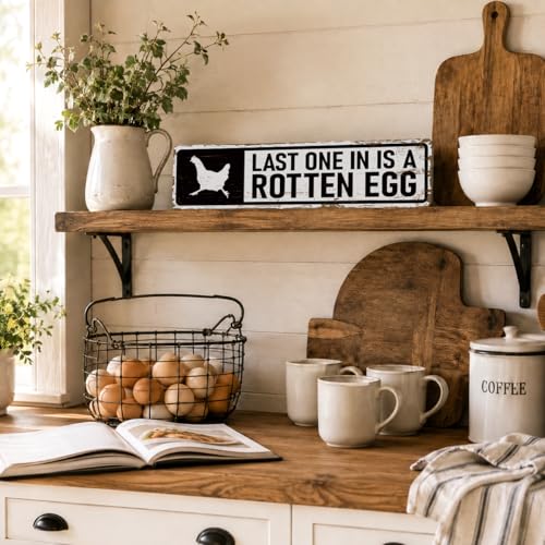 Rustic Farmhouse Style Chicken Coop Sign, Metal Outdoor Chicken House Signs, Last one in is a Rotten Egg, Retro Metal Tin Sign, Farmhouse Decor, Backyard Hen House Gift 15.8x4 Inch - color: Farmhouse 01