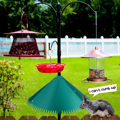 Qualirey 2 Pcs Squirrel Baffle for Bird Feeder, Green Plastic Guard Stopper Keep Squirrels Off Bird Feeder Pole for Outdoor Shepherd's Hook House (Green, 16 Inch)