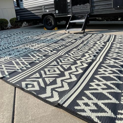 Black & Cream 8x12 Indoor/Outdoor Mat - color: Black & Cream, style: 8' x 12'