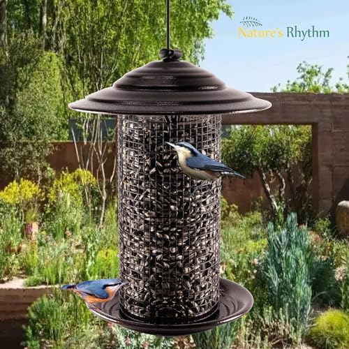 Outdoor Metal Mesh Bird Feeder, Cylindrical Metal Mesh Feeder with Dome Lid Feeder, Holds 2.5lb of Seed, Suitable for Multiple Seeds, Suitable for Multiple Birds