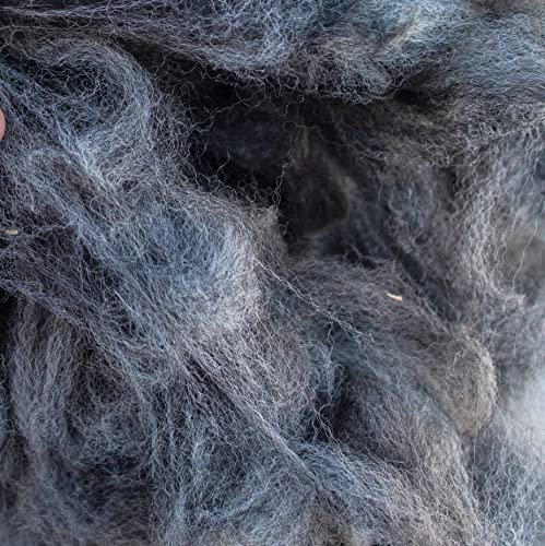 Alpaca Fleece Nesting Material in 4 in Grapevine Cube for Birds